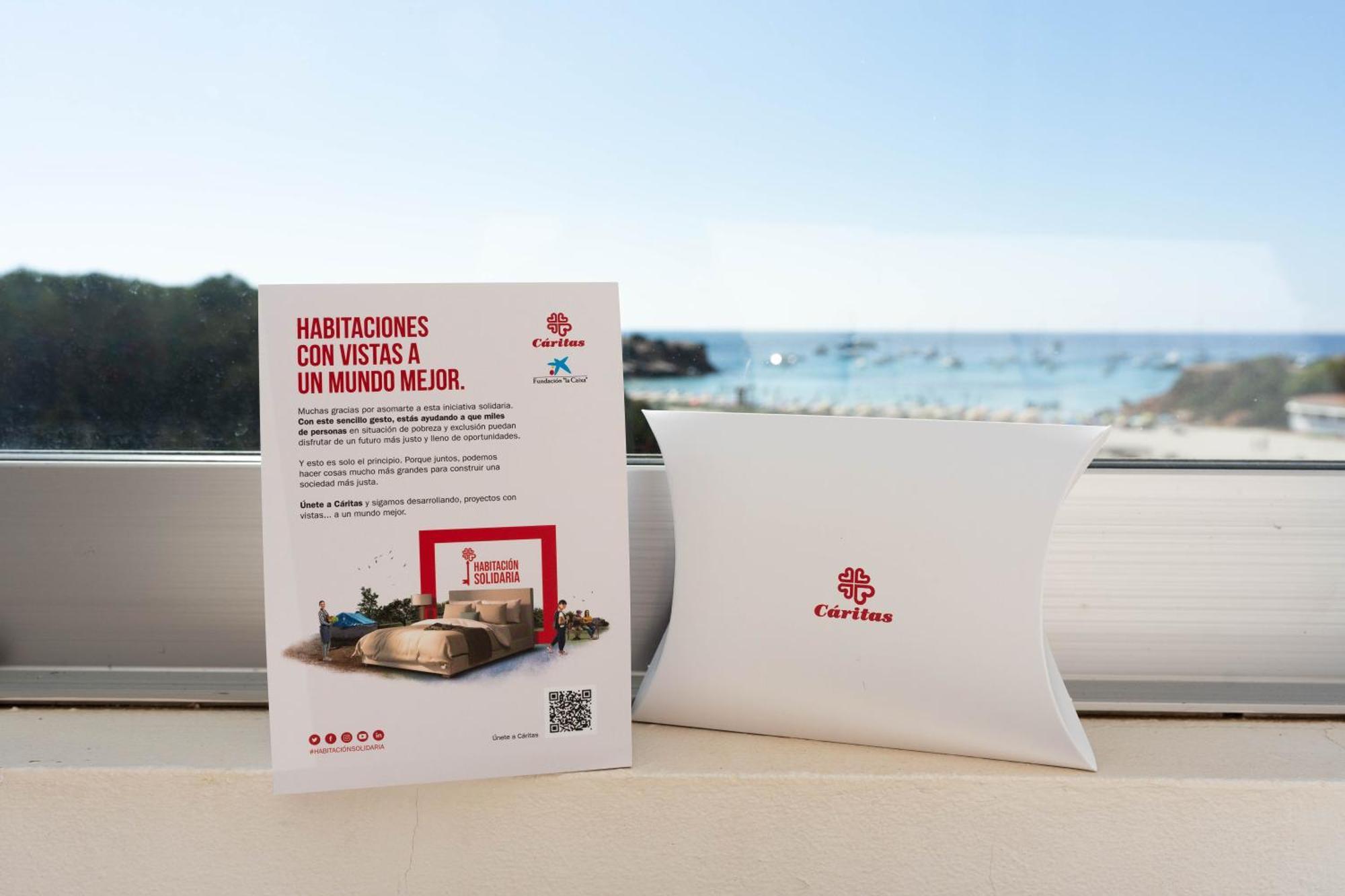 Hotel Cala Saona & Spa Ngoại thất bức ảnh